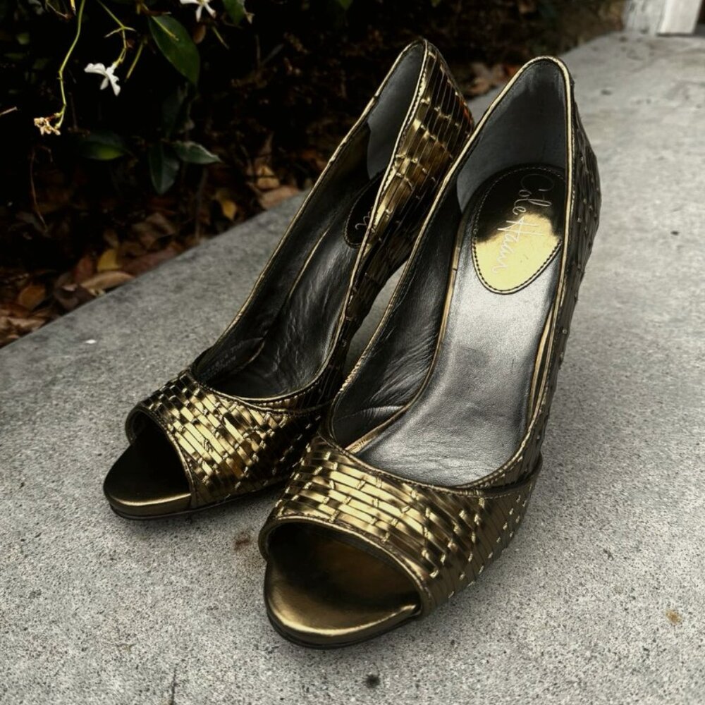 Cole Haan Tiana Air Ot Pump Heels in Metallic Bronze, Size 7.5 - NEW NEVER WORN